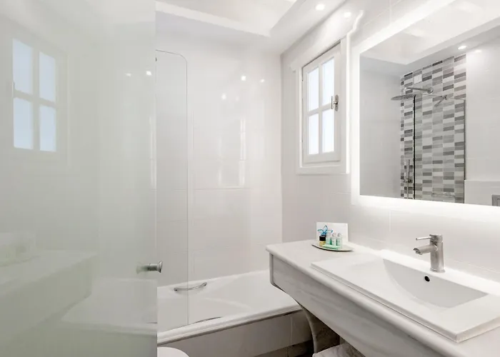 San Marco And Houlakia (Mykonos)